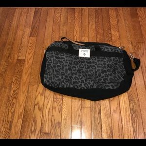 PINK Victoria's Secret Bags - Victoria’s Secret PINK Duffle PINK Victoria's Secret Bags - Victoria’s Secret PINK Duffle